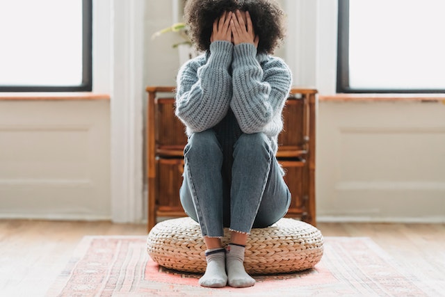 How to Deal with Panic Attacks Easily